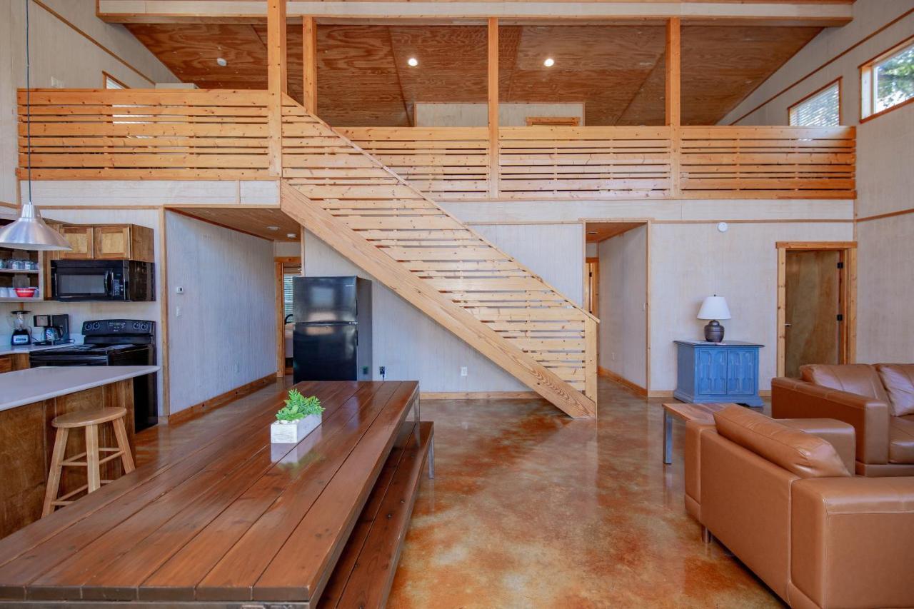 Seven Bluff Cabins Concan Luaran gambar